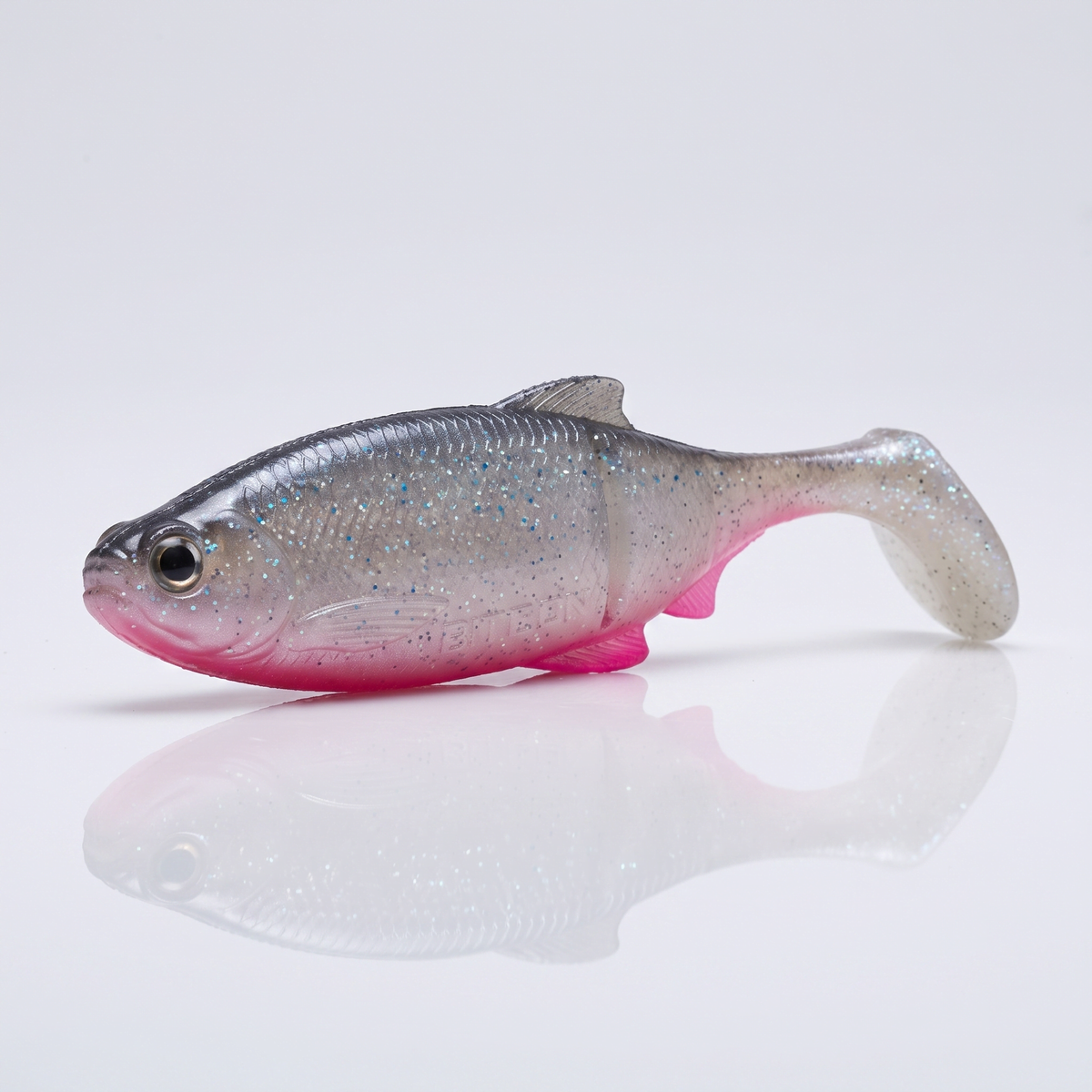 Bite On-Luky Roach Shad-14cm-Pink Sea-De Goeie Vangst