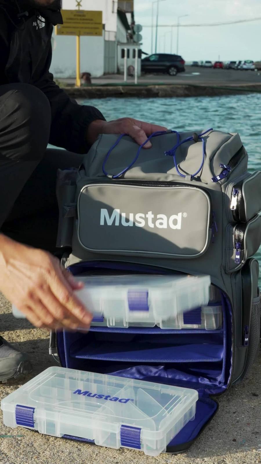 Mustad - Game Time Backpack - - Hengelsport De Goeie Vangst