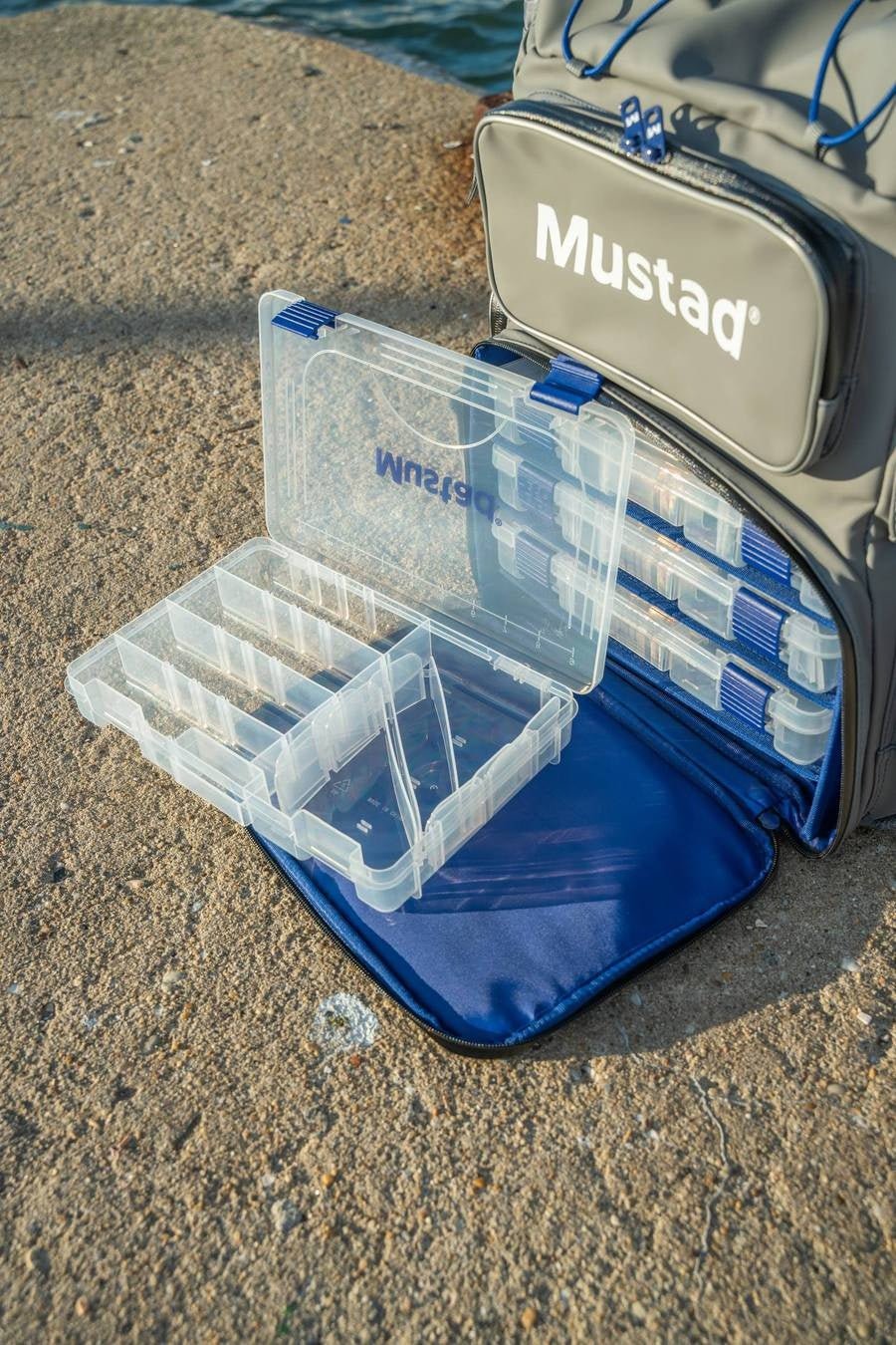 Mustad - Game Time Backpack - - Hengelsport De Goeie Vangst