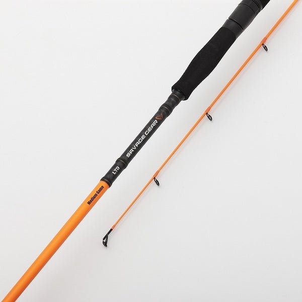 Savage Gear - Orange LTD Medium Game Spinhengel - Hengelsport De Goeie Vangst