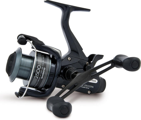 Shimano-Baitrunner DL 2500FA - Hengelsport De Goeie Vangst