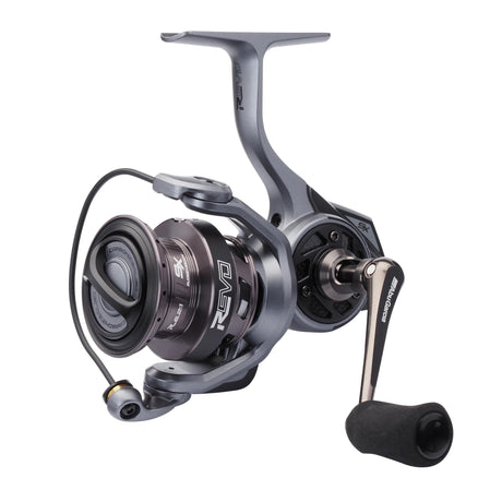 Abu Garcia - Revo3 SX 2500 - Hengelsport De Goeie Vangst