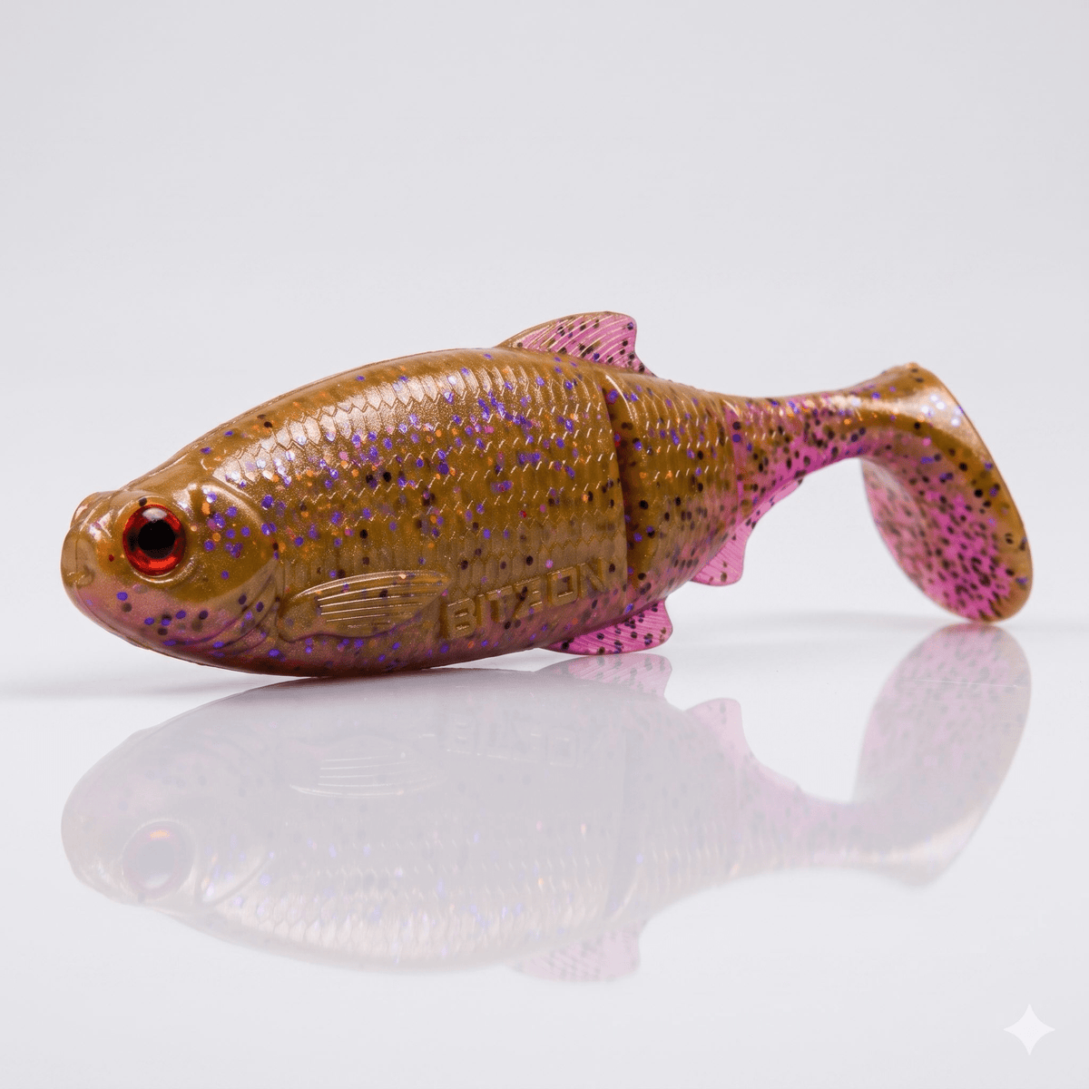 Bite On-Luky Roach Shad-14cm-Cream Lox-De Goeie Vangst