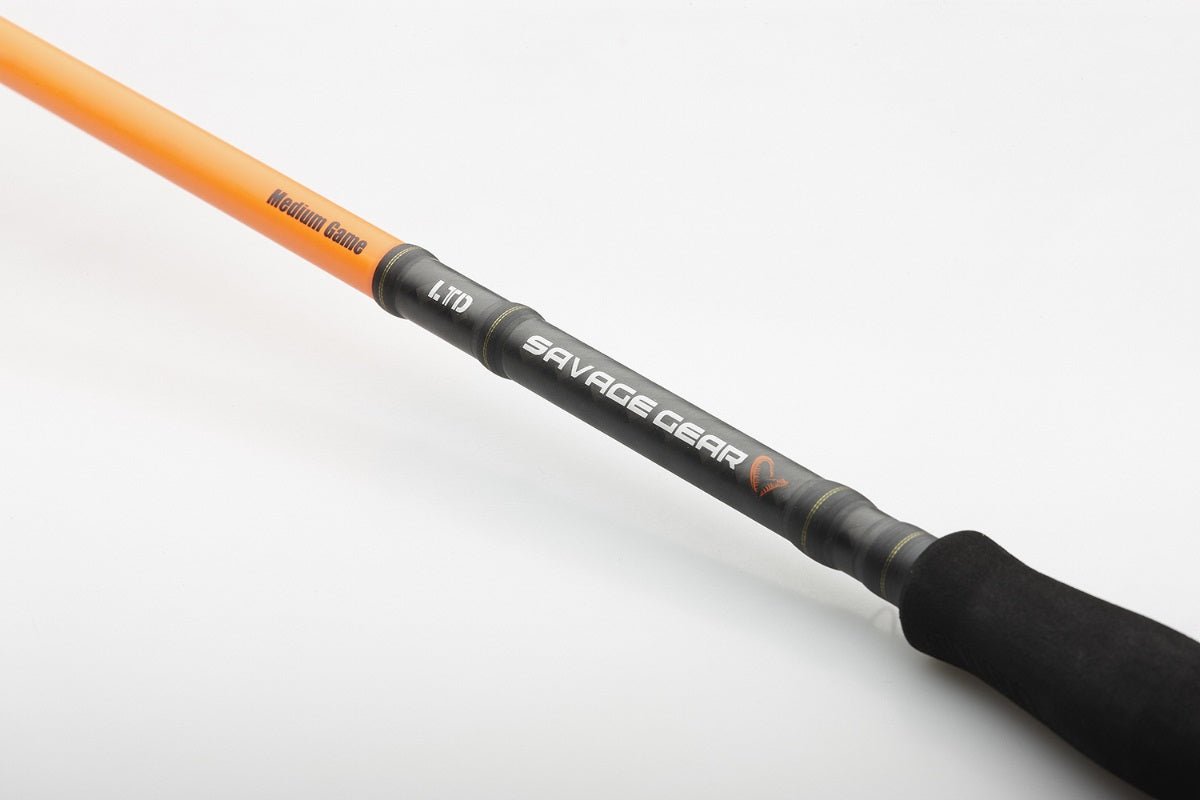 Savage Gear - Orange LTD Medium Game Spinhengel - Hengelsport De Goeie Vangst