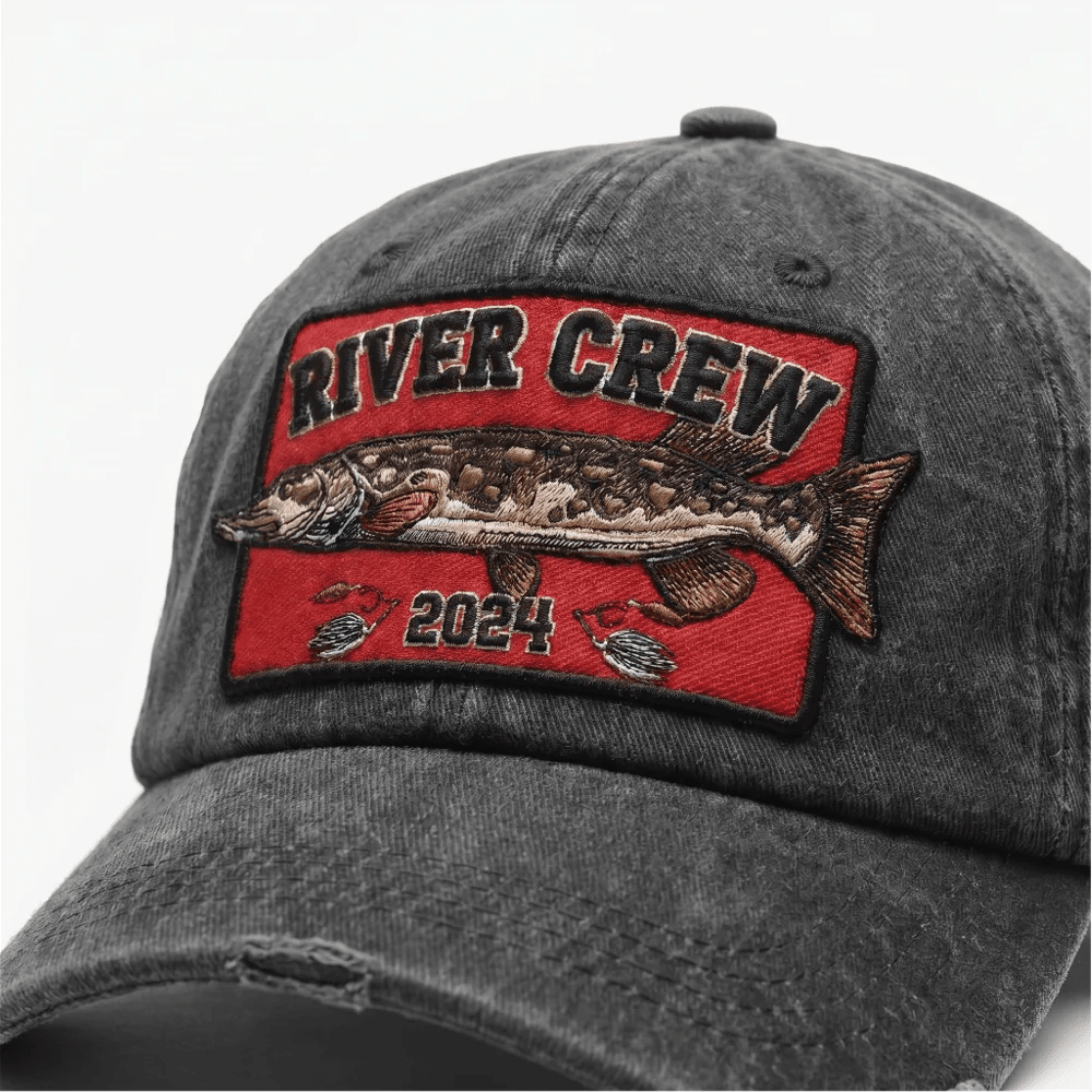 River Crew-Snoek Visserspet Grijs - Hengelsport De Goeie Vangst